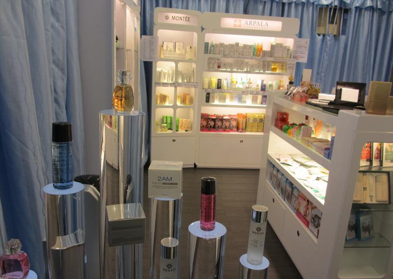 化妆品店装修