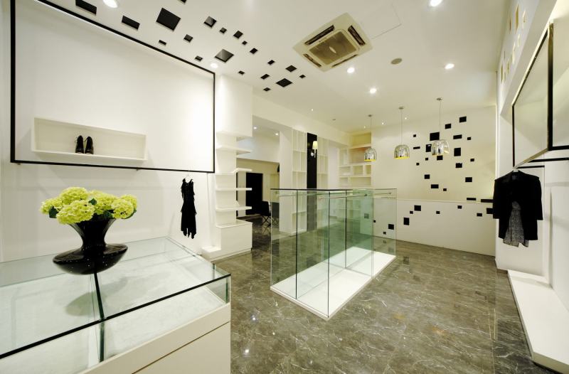 合肥服装店装修美雅服装店装修实景效果 方案1